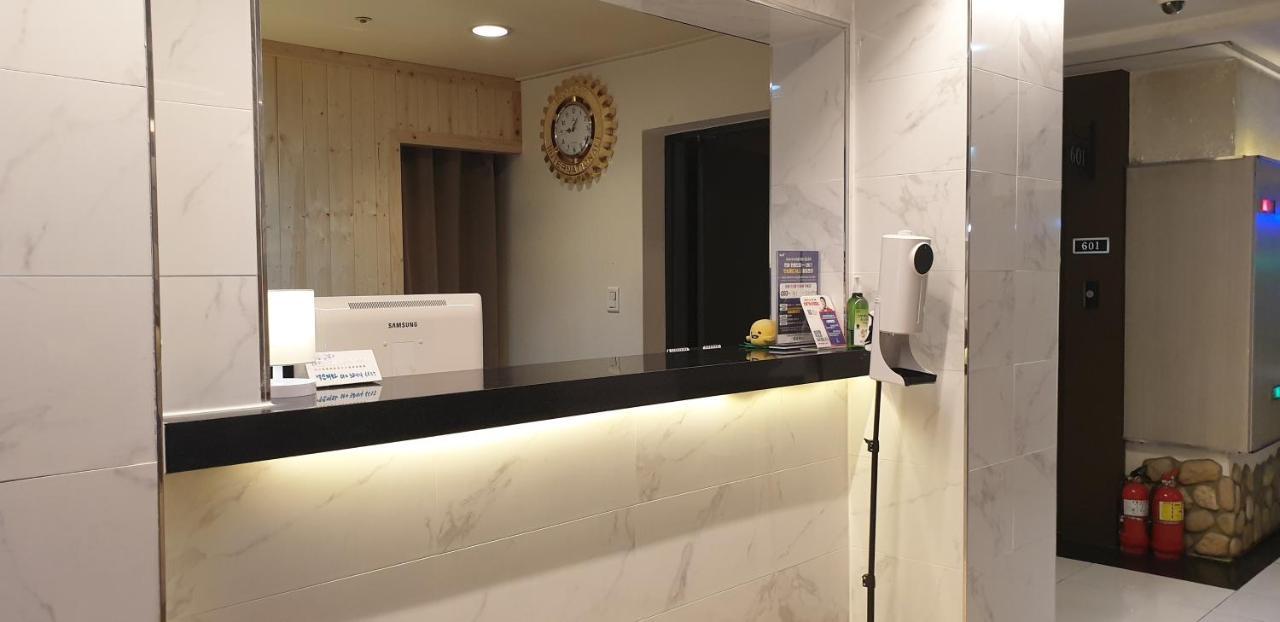 Gimhae Business Hotel K Exteriér fotografie