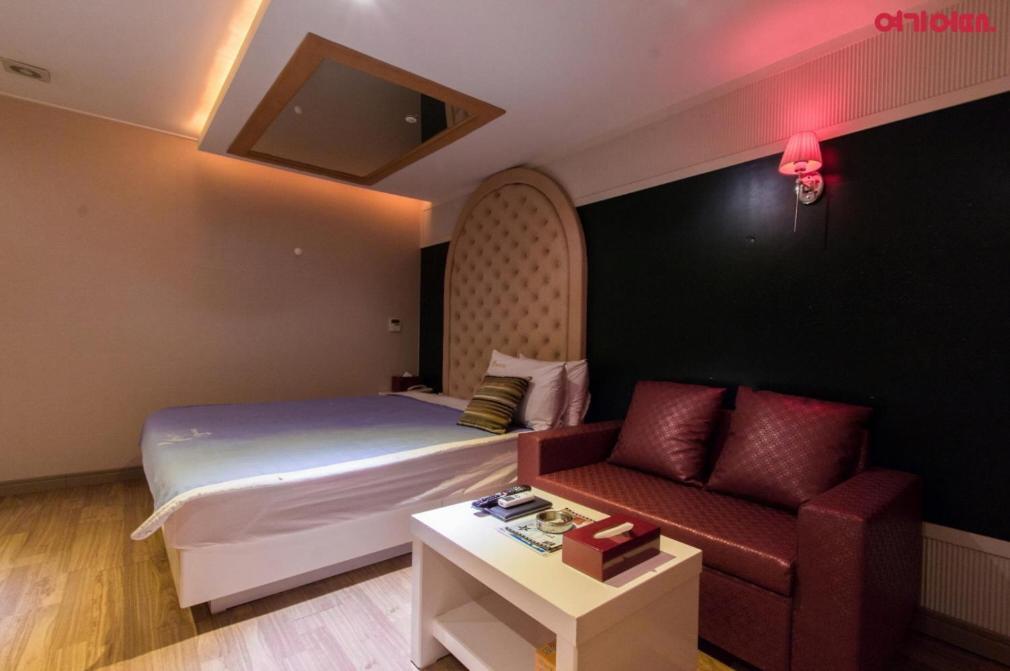 Gimhae Business Hotel K Exteriér fotografie